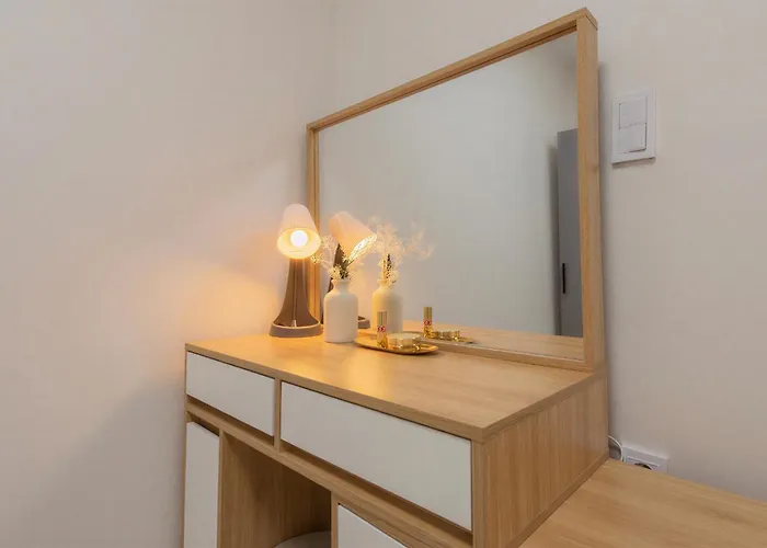 Near Seomyeon 3 Bedroom House With Free Parking